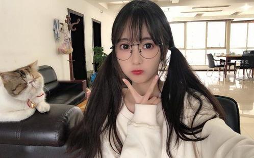 吃瓜少女淑芬冻梨视频,吃瓜少女的甜蜜诱惑